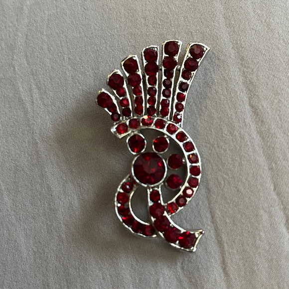 Vintage Ruby Rhinestone Jewelry Set Pin Clip On Earrings MCM Art Deco Brooch Mod - Picture 5 of 9